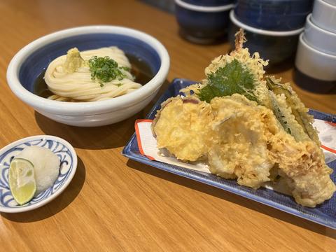 本格手打もり家東京店 せとうみ天セット※天ぷらのボリュームが人気の東京店限定のメニュー