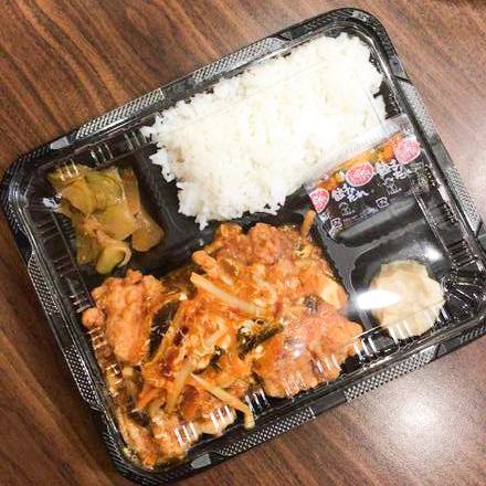 龍盛菜館 水天宮店 鶏肉の唐揚げスーラータンあんかけ弁当