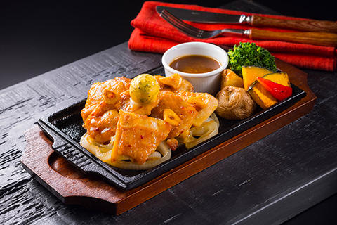 神保町ビーフ 三軒茶屋 【単品】ガリバタチキンステーキ