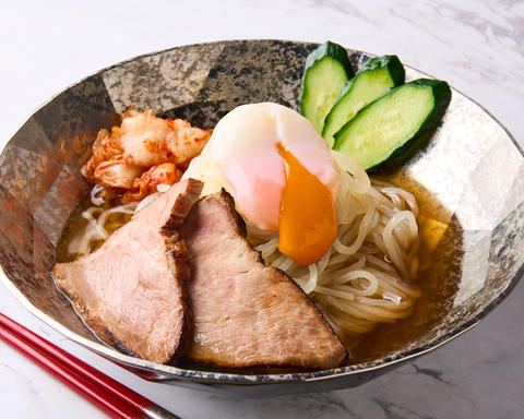 東京冷麺スタンド 綱島店 温玉のせ盛岡冷麺 Morioka Cold Noodles with Hot Spring Egg
