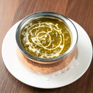 Sun＆moon asian dining restaurant ＆bar サグチキンカレー・Sag Chicken Curry