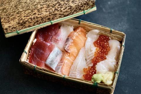 EN別邸 中央林間店 海鮮六色箱弁当(ご飯普通)