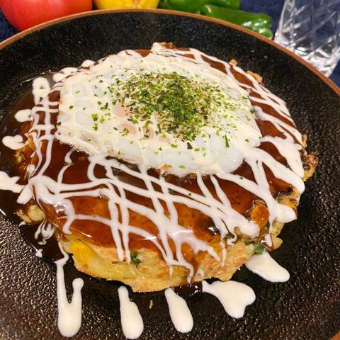 おこのみやきBanBanハウス ハンバーグ入りお好み焼 Hamburg Steak Okonomiyaki