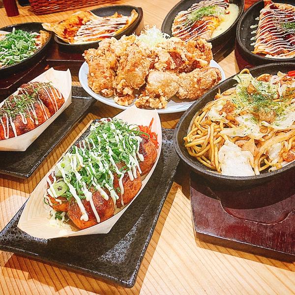 大阪名物 揚げたこ焼きイカ焼き専門店 粉もん屋