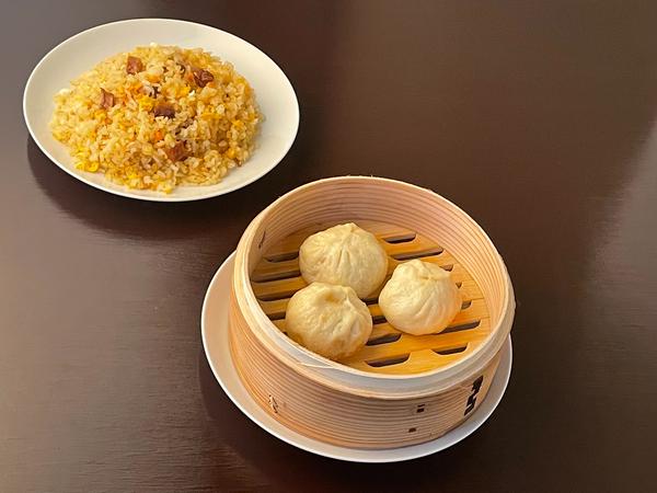完全自家製 豚まん・餃子・ワンタン 麦楽坊
