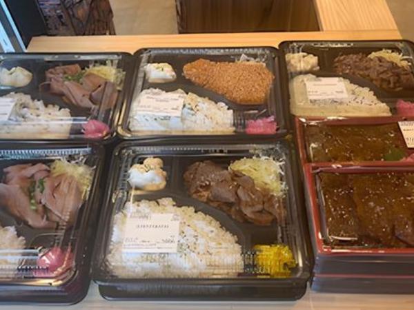 こだわりキッチン お肉たくさ～ん(サンタ精肉店)