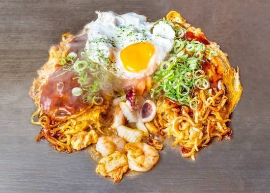 鉄板厨房広島焼き お多福