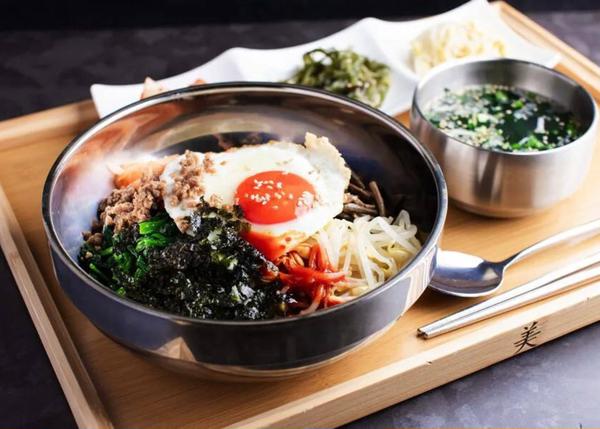 本格韓国料理の店 美