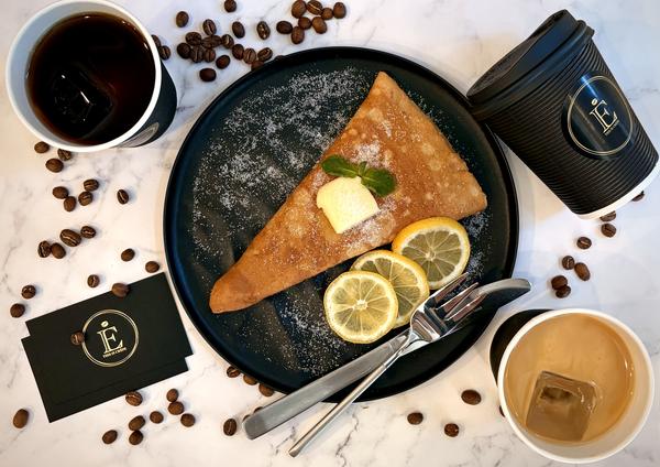 This is Crepe 新宿