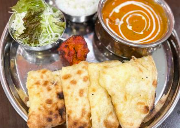 Indian Restaurant BAWARCHI 多磨店