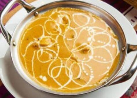 NEW EVEREST DINING indian nepali restaurant bar ＆ halal food