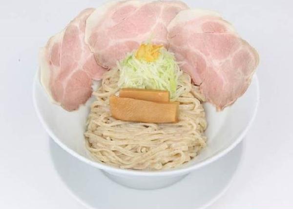 醤油らーめんピース豊中店