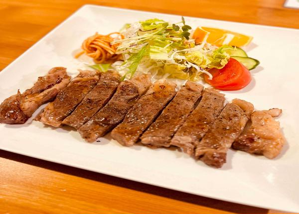 絶品ハンバーグのお店ココロ与野店