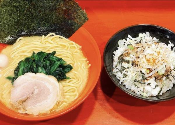 横浜家系ラーメン赤家 中延店