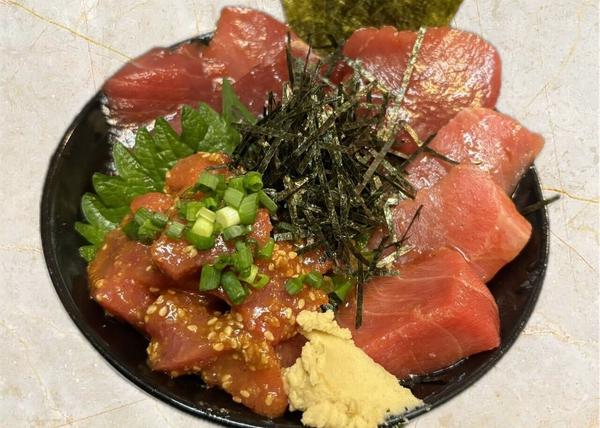 つるはしまぐろ食堂