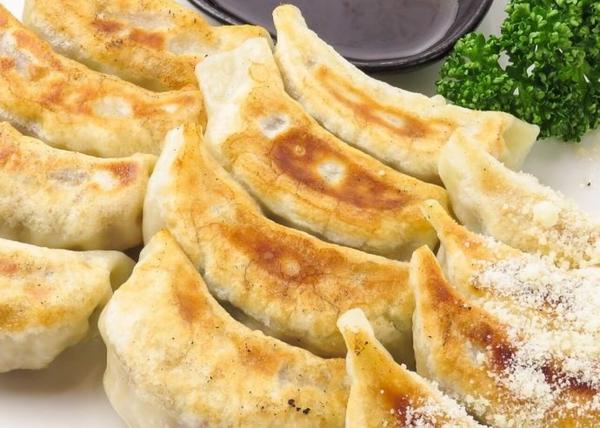 彩福 餃子食苑