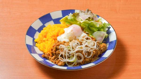 カレーとソフトクリーム