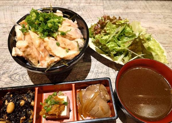 肉酒場にゃぶ