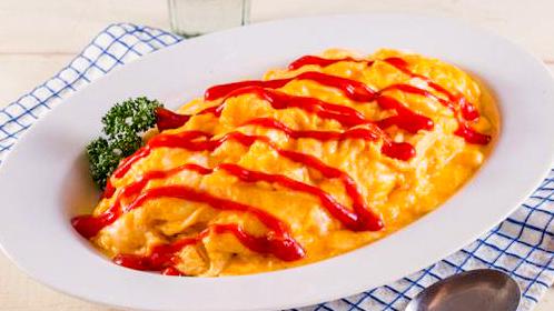 麻布チキンオムライス
