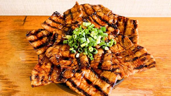 炭焼豚丼 豚野郎