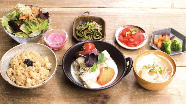 玄米カフェ実身美心斎橋店
