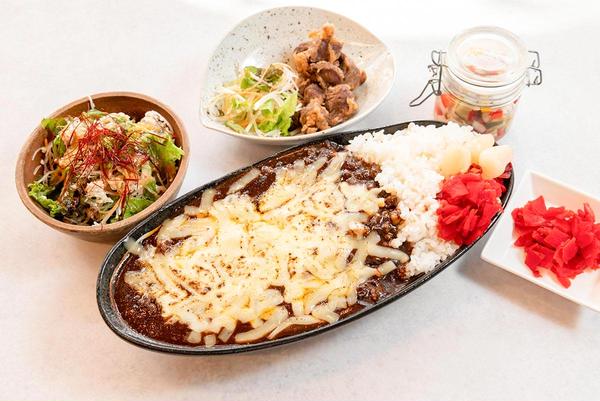 カレーケンズ 博多本店