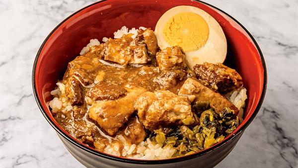 神保町 餃子小龍包