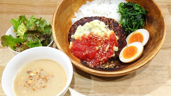 お肉屋さんの本気ハンバーグ！