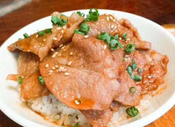焼肉の芳扇