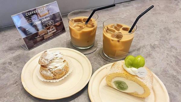 Cake cafe anosa