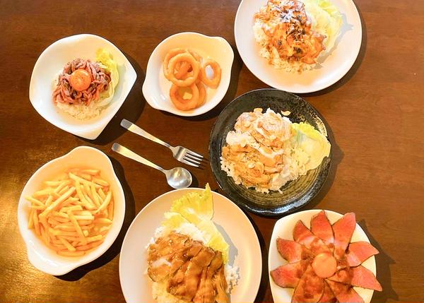 豚・牛・鶏のガッツリどんぶりメシ【Fluke(フルーク)】