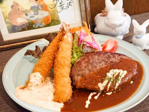 カフェ＆食堂うさぎと葉っぱ