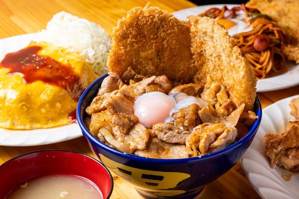 キッチン男の晩ごはん女の昼ごはん