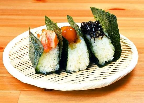 おにぎり専門店波平