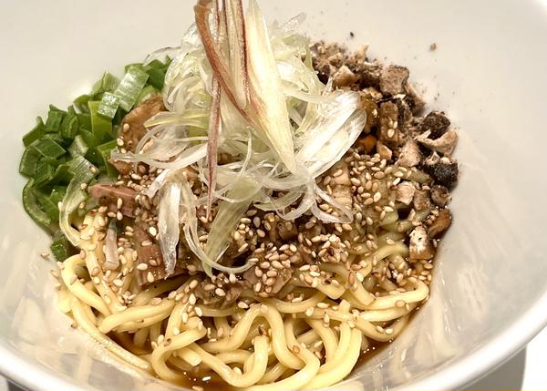 純豚骨ラーメン ナナメ上をゆく