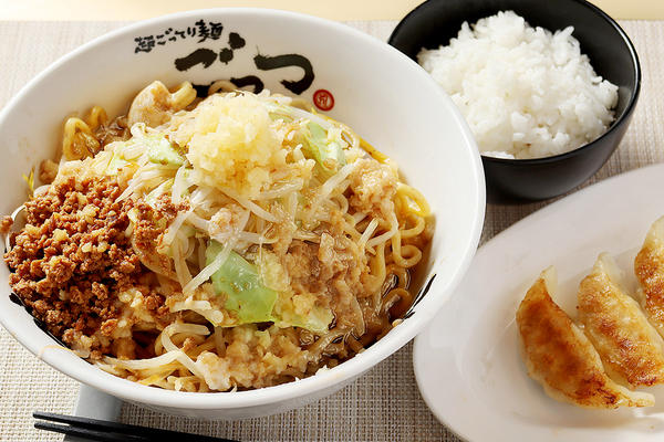 【背脂たっぷり】まぜそば 超ごってり麺 ごっつ 同心1丁目2号店