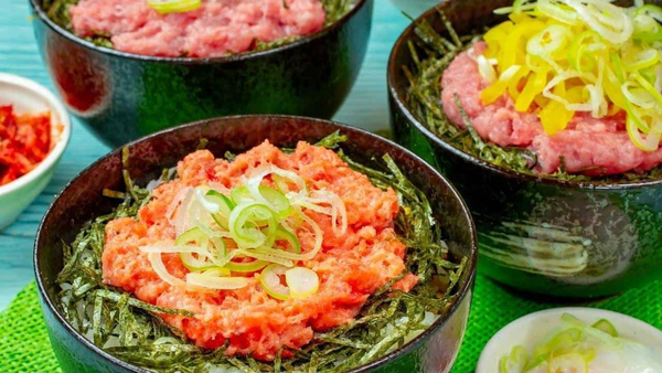 サケトロ食堂 三島商店 平岸店