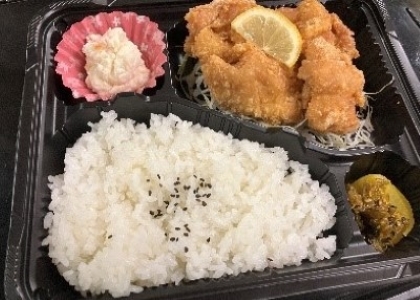 カラフル食堂パピヨン24