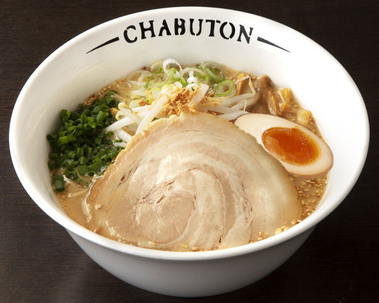 ちゃぶ屋とんこつらぁ麺 CHABUTON ヨドバシ横浜店