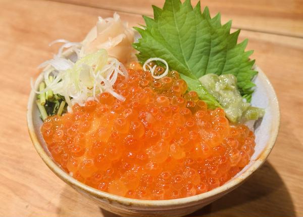 本まぐろ専門店のホンマグロ丼 囮-OTORI-
