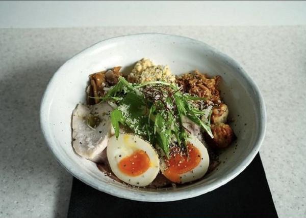 山陰魚介中華まぜそば専門店 さかゑや