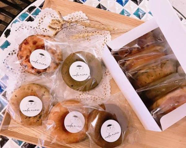 cafe nine 春日店