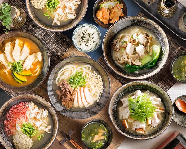 名物！出汁の効いたカレーうどん 土佐堀 亀一