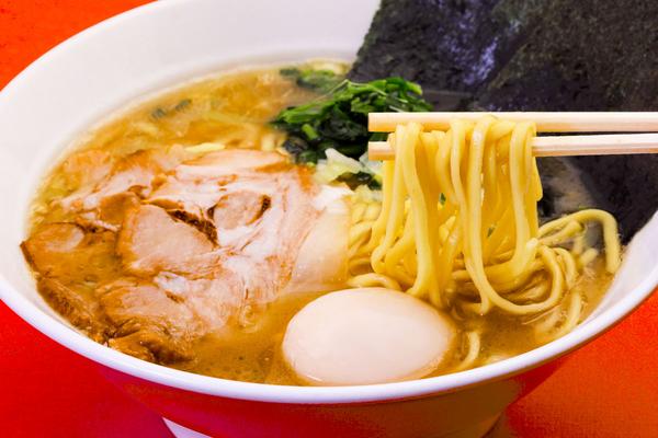 神楽坂家系ラーメンモンタナ