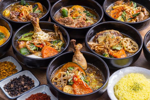 SoupCurry Beyond Age 南19条店 (スープカレー専門店 ビヨンドエイジ 南店) 自慢のスープは8種類から選べます