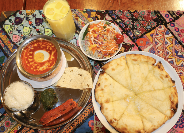 NEW KATHMANDU ナン＆カレーハウス