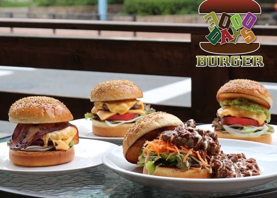 3000日かけて完成した極上ハンバーガー本町靭公園店