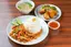 鶏ひき肉のガパオ炒めご飯+揚げ春巻き+スープ
