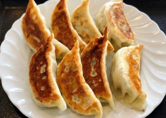青山餃子房 北綾瀬店