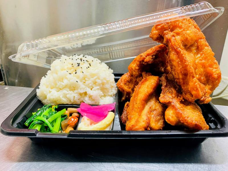 デカ盛り唐揚げ専門 いつでも唐揚げ 心斎橋店 京さか亭